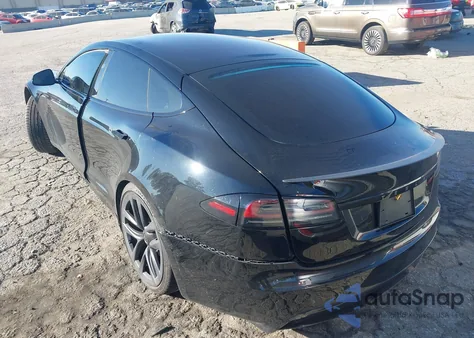 2023 Tesla Model S Plaid Tri Motor All-Wheel Drive z USA, uszkodzony, nr VIN 5YJSA1E60PF516394